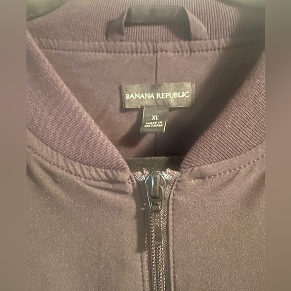 Banana Republic Bomber Jacket - Picture 3 of 7